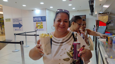 Foto 27: Diversão e Cultura: Grupos do CRAS de Quatá vão ao Cinema