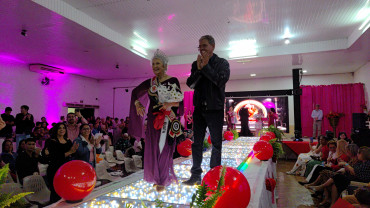 Foto 13: Candidata de Quatá vence Concurso Miss Terceira Idade Regional 2025