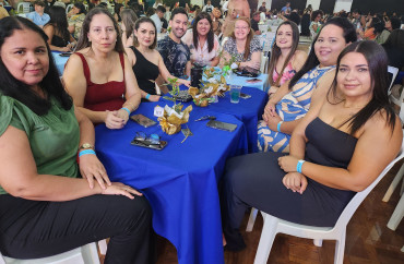 Foto 48: Funcionários Municipais de Quatá são homenageados com festa