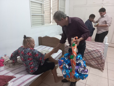 Foto 85: Entrega de Ovos de Páscoa 2025
