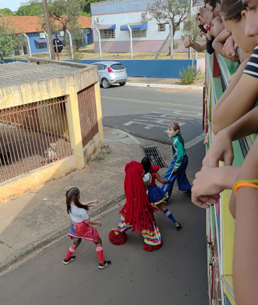 Foto 27: Prefeitura de Quatá realiza festa em comemoração ao Dia das Crianças