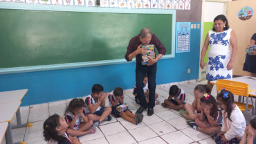 Foto 142: Volta às Aulas em Quatá: Alunos recebem Kit Escolar e Mimo especial