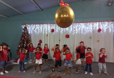 Foto 107: Apresentações de encerramento de final de ano das Creches