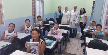 Foto 37: Saúde Bucal vai até as Escolas Municipais e particulares de Quatá