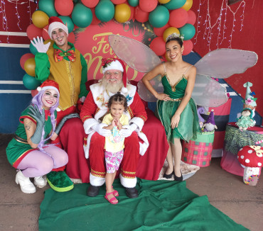 Foto 111: Especial de Natal: entrega de brinquedos