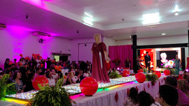 Foto 117: Candidata de Quatá vence Concurso Miss Terceira Idade Regional 2025