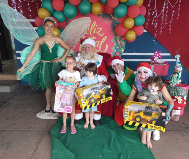 Foto 12: Especial de Natal: entrega de brinquedos