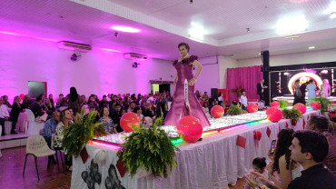 Foto 19: Candidata de Quatá vence Concurso Miss Terceira Idade Regional 2025