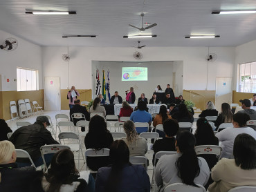 Foto 6: 6ª Conferência Municipal de Saúde reúne comunidade para discutir propostas sobre o SUS em Quatá