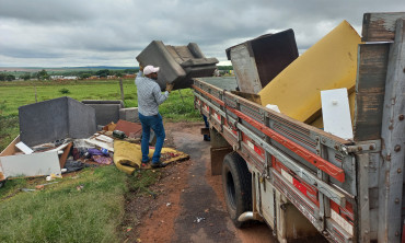 Foto 12: Prefeitura de Quatá realiza mais um arrastão contra a Dengue e Escorpião
