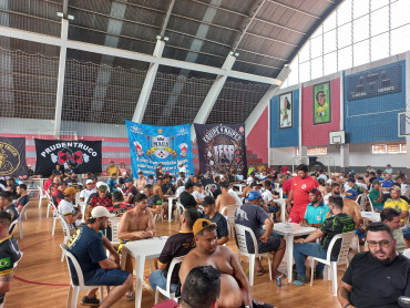 Foto 27: Quatá sedia primeira etapa do 6º Campeonato Estadual de Truco