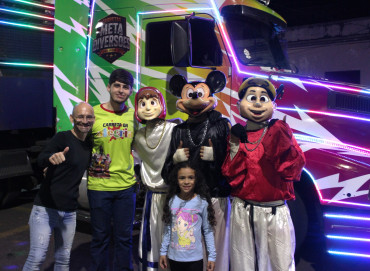 Foto 57: Tardezinha do Samba reúne música, lazer e diversão para toda a família em Quatá