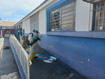 Foto 75: Preparativos para volta às aulas 