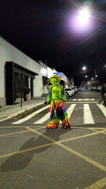 Foto 4: Sabadou movimenta Praça da Fonte em Quatá