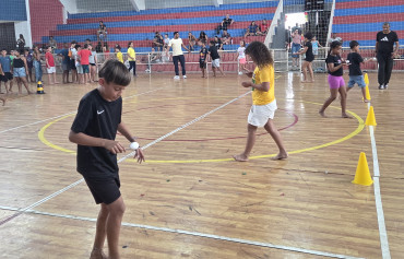 Foto 3: Colônia de Férias 2026 reúne mais de 580 participações em dois dias de muita diversão em Quatá