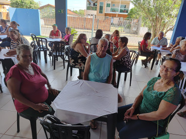 Foto 27: CRAS realiza café especial em comemoração ao Dia das Mulheres
