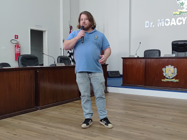 Foto 11: Profissionais Municipais participam de palestra em prol do Fevereiro Roxo e Laranja