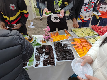 Foto 97: Mesmo com mal tempo, corrida de pedestre TVCOM RUNNING reúne mais de 300 participantes 
