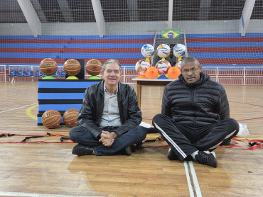 Foto 5: Prefeitura de Quatá investe em novos materiais esportivos para fortalecer atividades da Secretaria de Esporte e Lazer