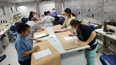Foto 43: Quatá recebe Unidade Móvel de Confecção Industrial do SENAI