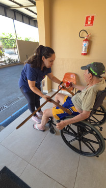 Foto 29: Quatá recebe novas cadeiras de rodas e de banho para pacientes atendidos pelo SUS