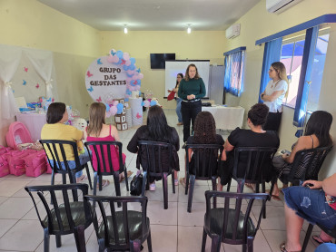 Foto 18: CRAS realiza terceira reunião do grupo de gestantes com entrega de kits maternidade