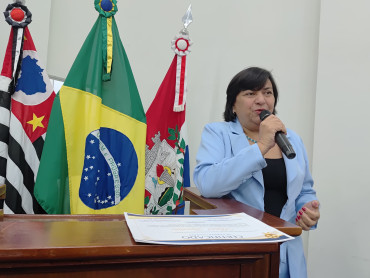 Foto 17: Alunos de Quatá recebem Moção de Aplausos na Câmara Municipal