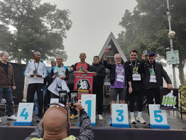 Foto 119: Mesmo com mal tempo, corrida de pedestre TVCOM RUNNING reúne mais de 300 participantes 