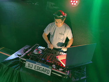 Foto 29: Prefeitura de Quatá promove fim de semana cultural com 'Sextou Sertanejo' e 'Domingo na Roça' na Praça da Fonte