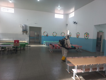 Foto 77: Preparativos para volta às aulas 