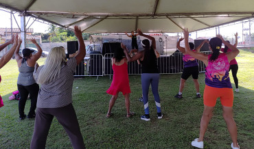 Foto 29: Festa do Trabalhador conta com diversas ações e reúne centenas de pessoas