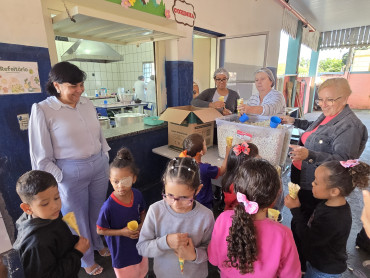 Foto 30: Volta às aulas marca início do segundo semestre nas Escolas Municipais de Quatá
