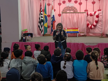 Foto 12: Ação educativa em combate e Dengue e o Escorpião