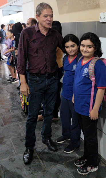 Foto 75: Alunos de Quatá recebem material escolar e são recepcionados com acolhimento e carinho no primeiro dia de aula