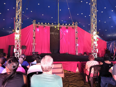 Foto 14: Ação cultural proporciona entretenimento no Circo para usuários de serviços municipais de Quatá