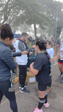 Foto 65: Mesmo com mal tempo, corrida de pedestre TVCOM RUNNING reúne mais de 300 participantes 
