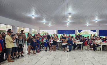 Foto 77: Alunos de Quatá recebem material escolar e são recepcionados com acolhimento e carinho no primeiro dia de aula