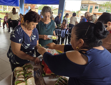 Foto 47: CRAS promove café da manhã especial em comemoração ao Dia do Idoso