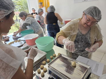 Foto 68: Capacitação, conhecimento e oportunidades para a população de Quatá!