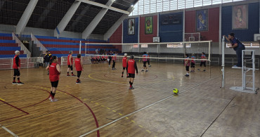 Foto 65: Quatá celebra o Dia do Idoso com partida de voleibol adaptado