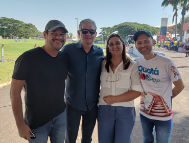 Foto 83: Festa do Trabalhador conta com diversas ações e reúne centenas de pessoas