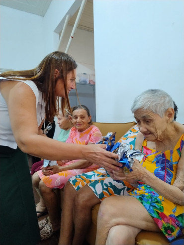 Foto 34: Doce Páscoa! Prefeitura de Quatá realiza entrega de Ovos de Páscoa 