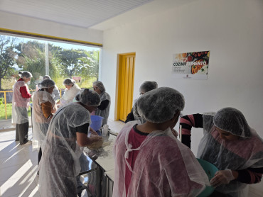 Foto 7: Capacitação, conhecimento e oportunidades para a população de Quatá!