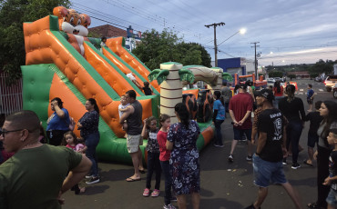 Foto 25: Tardezinha do Samba reúne música, lazer e diversão para toda a família em Quatá