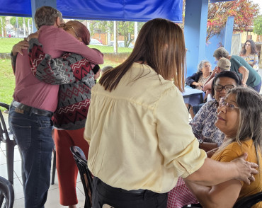 Foto 26: CRAS promove café da manhã especial em comemoração ao Dia do Idoso