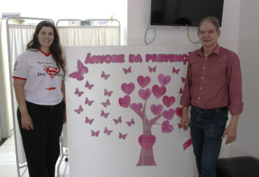 Foto 1: Outubro Rosa: ESFs de Quatá promovem ações de prevenção e cuidado com a saúde das mulheres