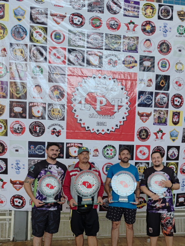 Foto 128: Quatá sedia primeira etapa do 6º Campeonato Estadual de Truco