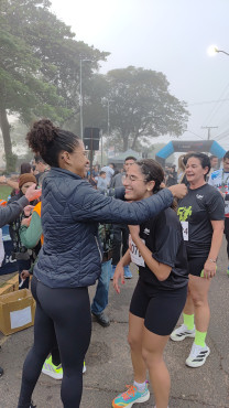 Foto 62: Mesmo com mal tempo, corrida de pedestre TVCOM RUNNING reúne mais de 300 participantes 