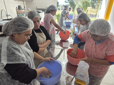 Foto 59: Capacitação, conhecimento e oportunidades para a população de Quatá!