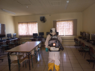 Foto 4: Preparativos para volta às aulas 